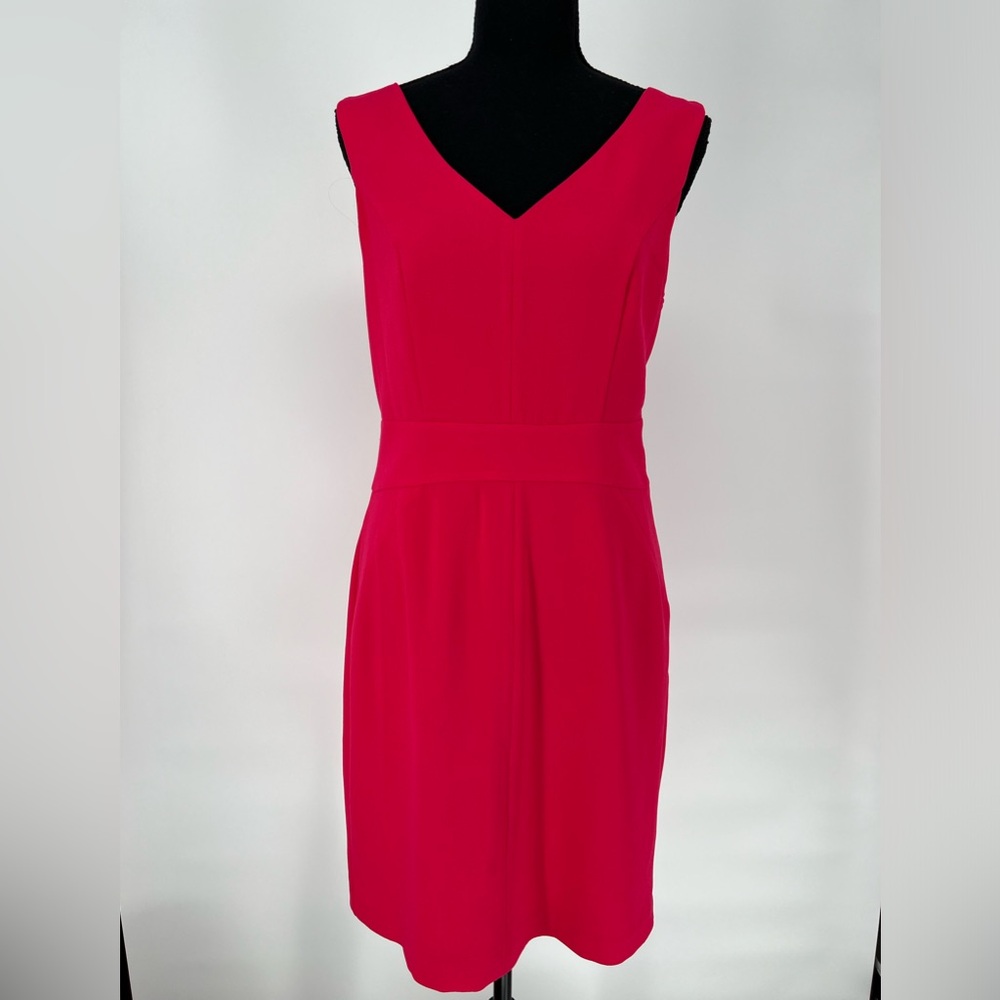 BANANA REPUBLIC FACTORY LITTLE RED DRESS SHEATH STYLE WITH PEAK A BOO BACK